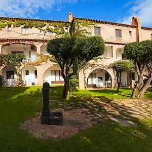 La Rosa Apartahotel Loiri Porto San Paolo